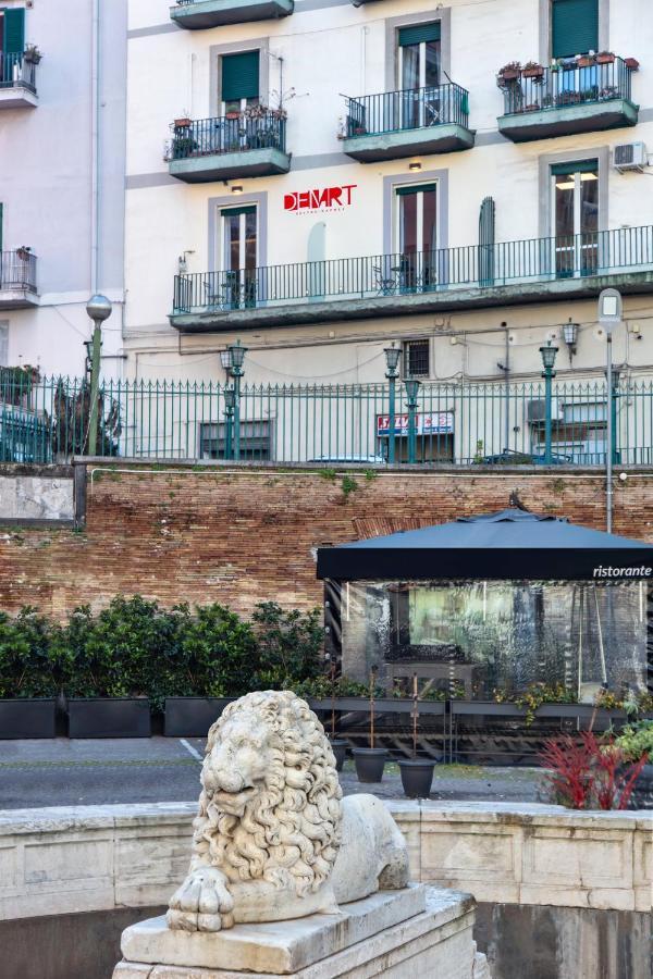 לינה וארוחת בוקר נאפולי Le Stanze Del Barone מראה חיצוני תמונה